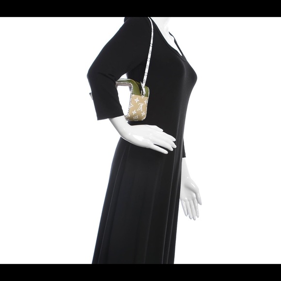 🌊LOUIS VUITTON🌊 Beach Pouch Giant Mono - Picture 7 of 7